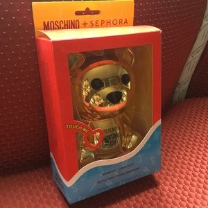 Moschino/Sephora Bear Eyeshadow Palette